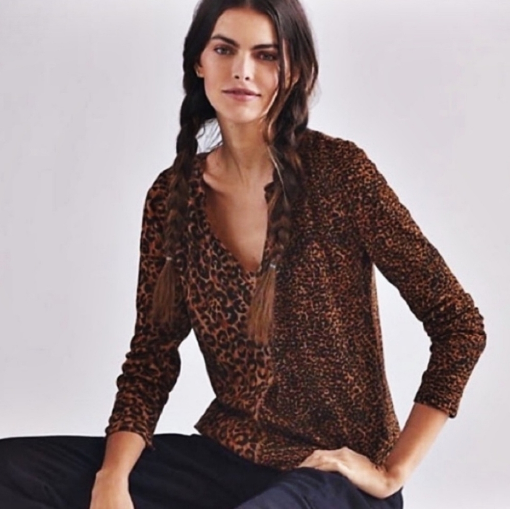 Pilcro Leopard Print Raw Seam Thermal Top Small Animal Print Everyday Casual